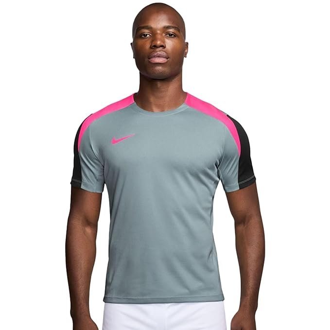 Nike Men's Regular Fit T-Shirt